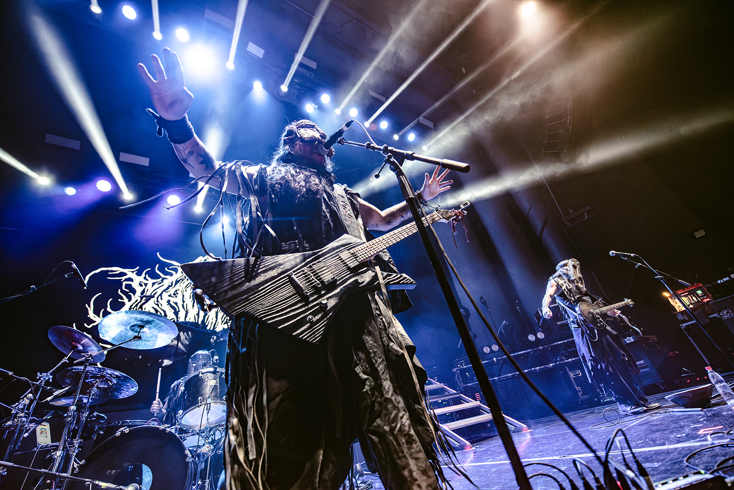 Sepultura - Celebrating Life Through Death